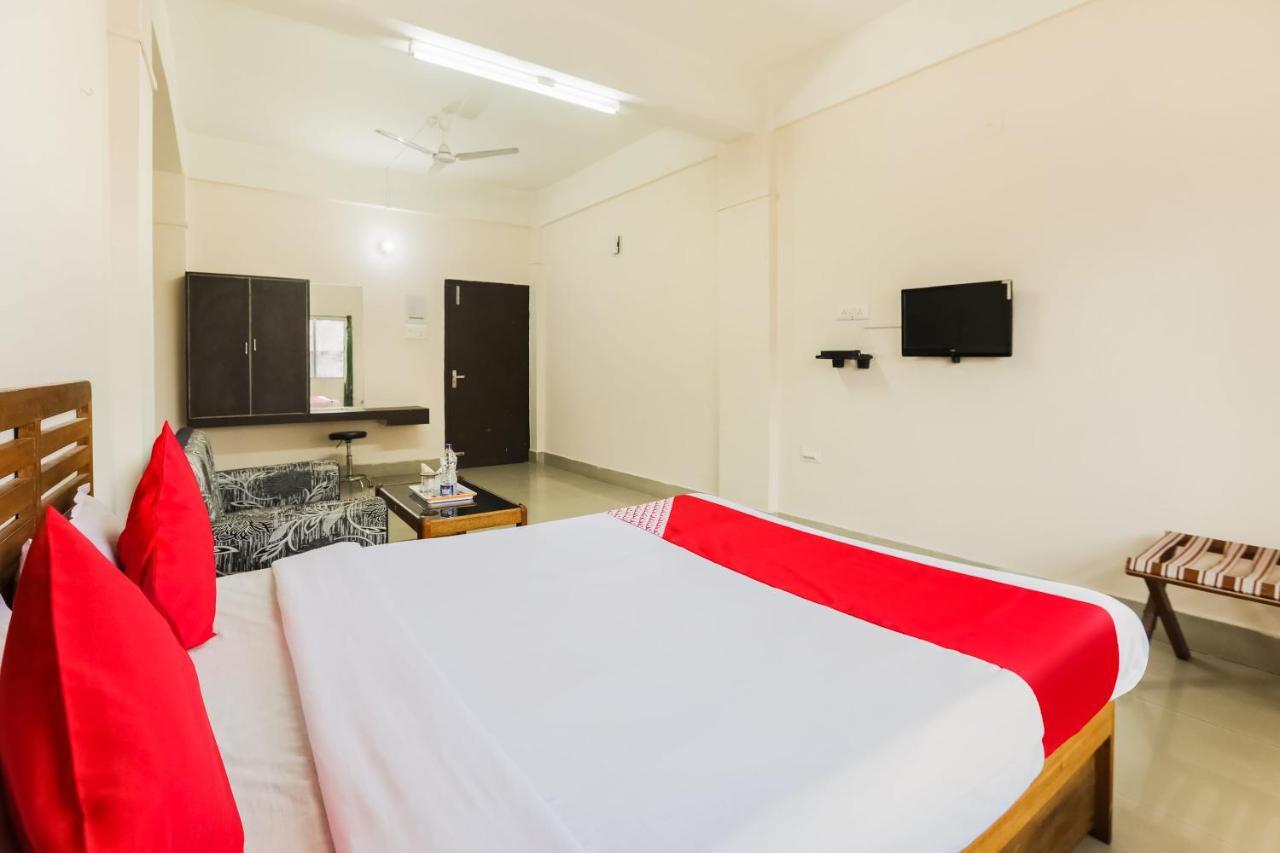 Oyo 44821 Hotel Paane Pasighat Экстерьер фото